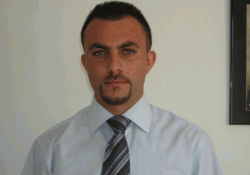 Müdür ve müşavirlerin seçim çalışmalarına katılması yasa dışıdır.