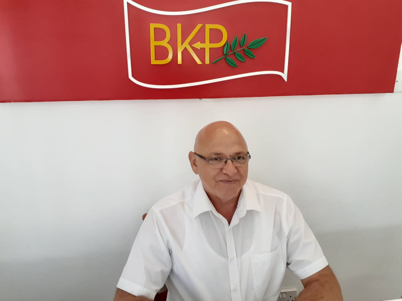 BKP Dünya öğretmenler gününde eğitim emekçilerini selamladı.