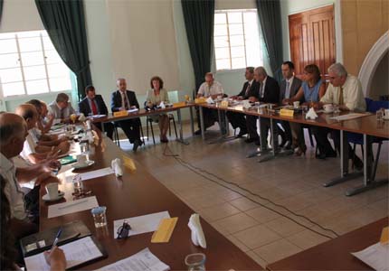 Bu mücadele BKP Toplumsal Varoluş Güçleri ile AKP ve işbirlikçileri UBP, CTP, DP ve TDP arasındadır